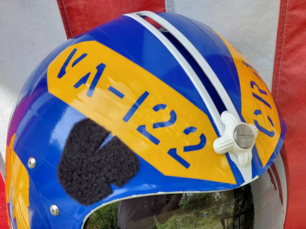 VA-122 