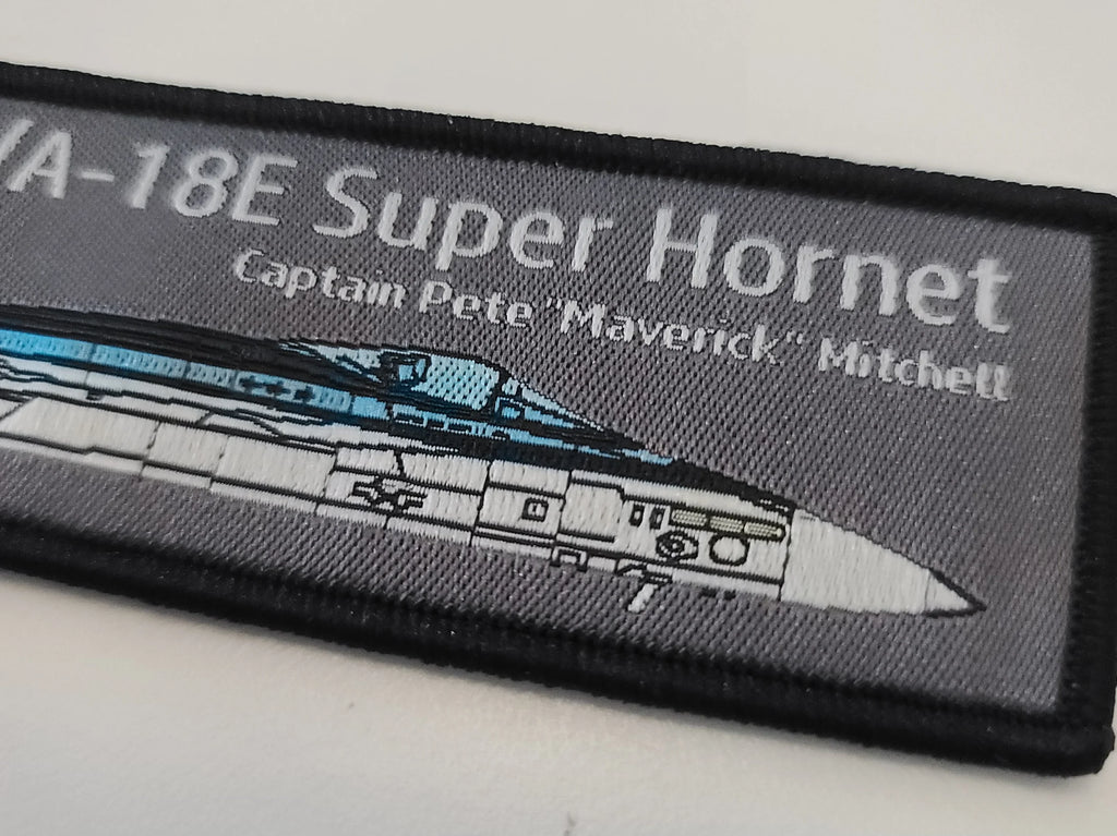 Maverick F/A-18E Super Hornet 6.75" Key Chain