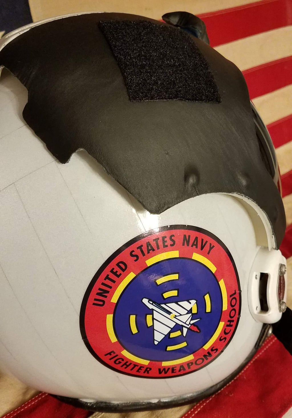 Top Gun Fighter Weapons School 4" Roundel